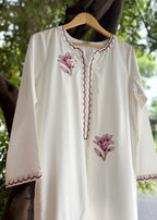The Lilly Kurta
